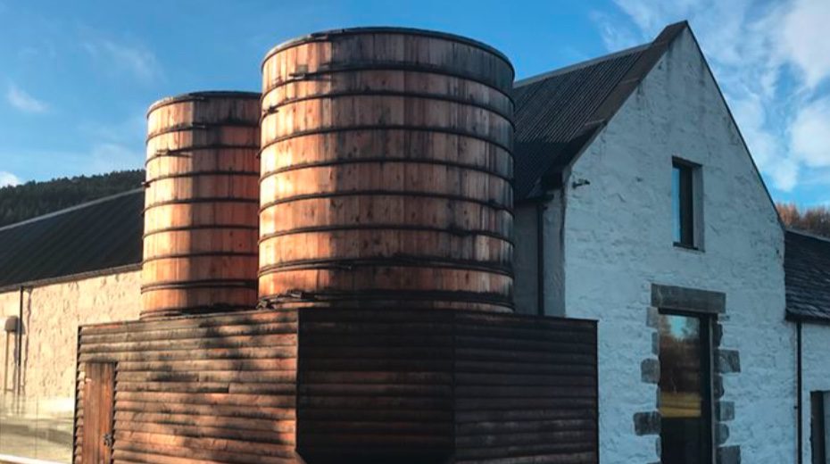 Whisky Worm Tub vs Shell-and-Tube Condensers: The Texture War 1 Copper worm tub whisky condenser coils vs modern shell and tube