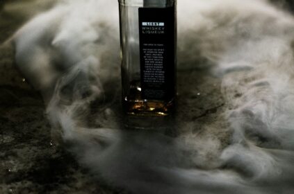 Peated vs Unpeated Whisky: The Ultimate Guide to Smoke (2026)