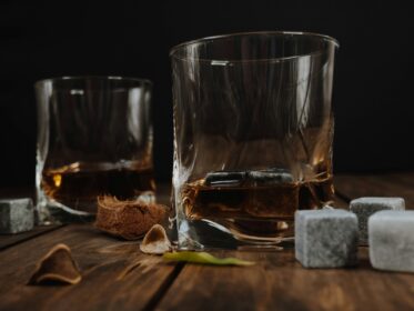 Whisky Stones vs Ice: Do They Actually Work? (2026 Guide)